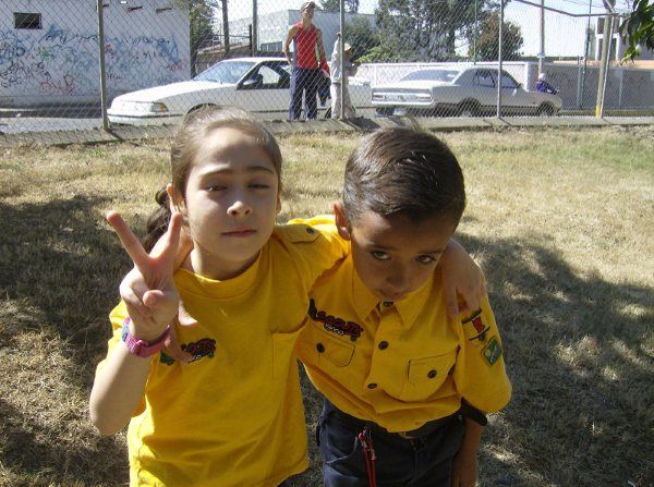 LOBATO Y LOBEZNA FUNDADORES